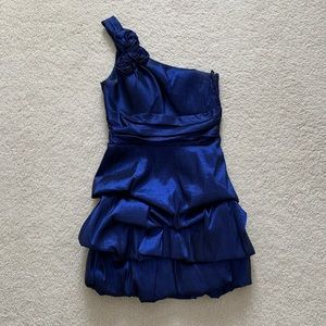 Beautiful Dark Blue Party Dress!